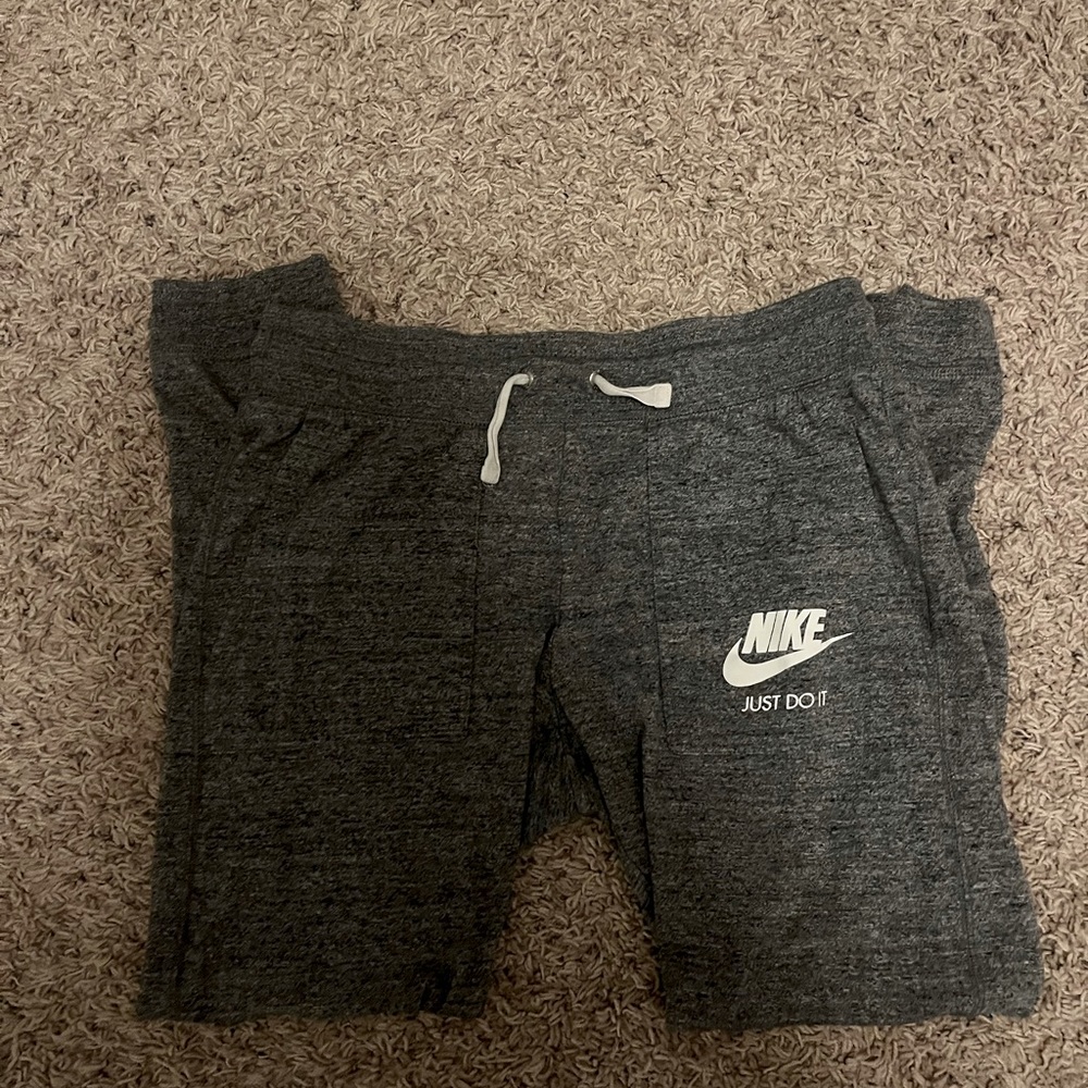 Grey Nike Joggers !